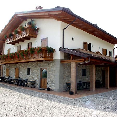 Wine Resort Faedis Εξωτερικό φωτογραφία